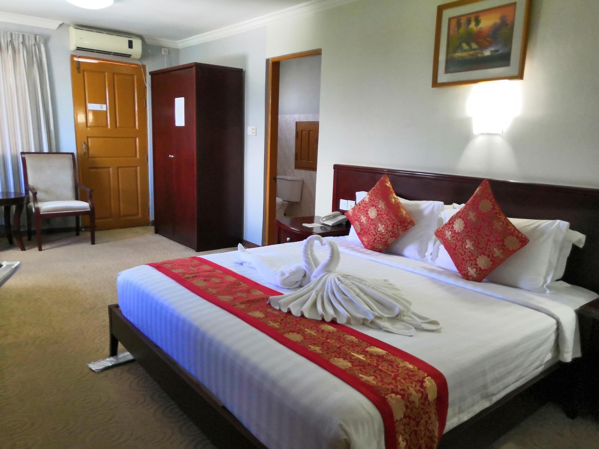 Green Leaf Hotel Янгон Екстер'єр фото